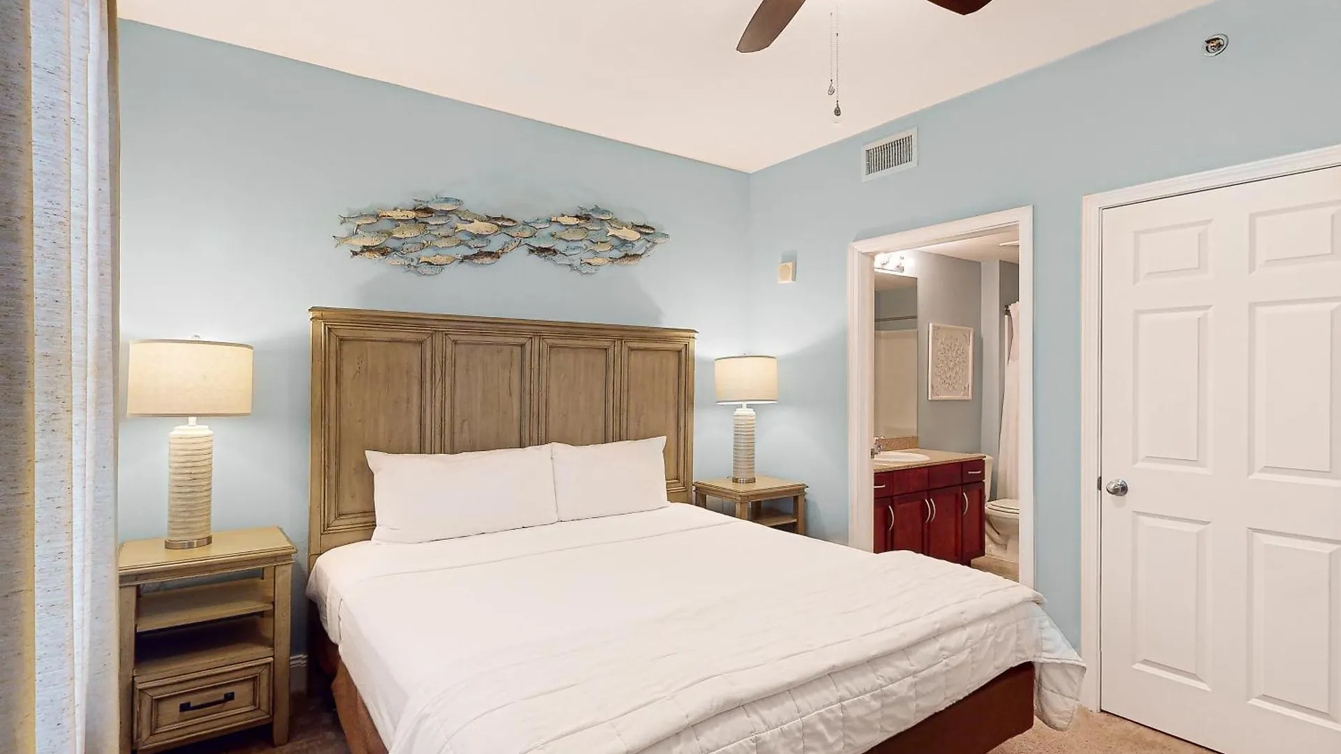 Laketown Wharf 1703 Apartment Panama City Beach